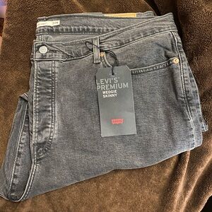 Levi’s plus size denim